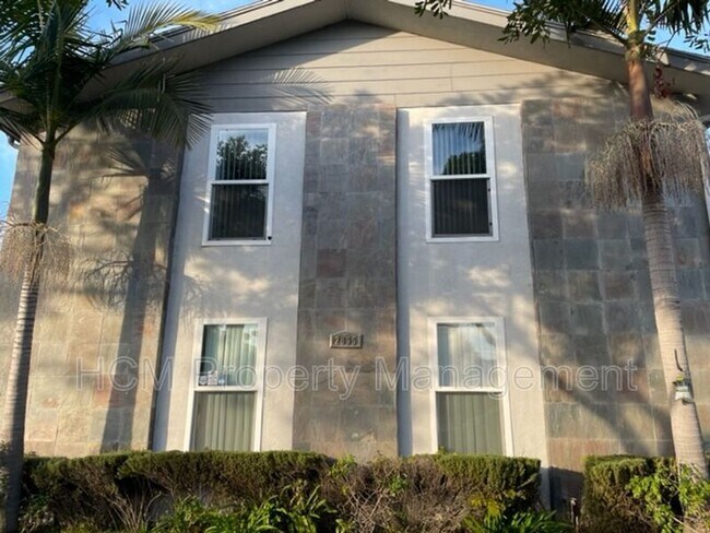 Foto del edificio - 2835 E 5th St