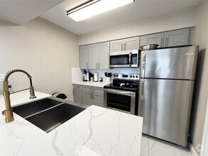 Building Photo - 12500 Melville Dr