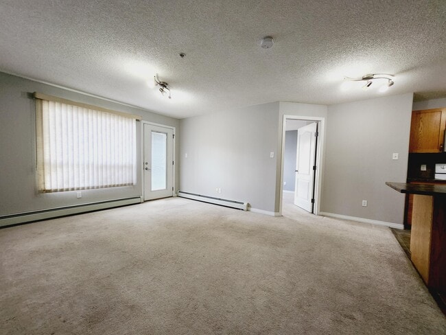 Building Photo - 330 Clareview Station Dr NW
