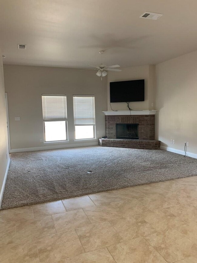 Foto del edificio - 905 E 98th St