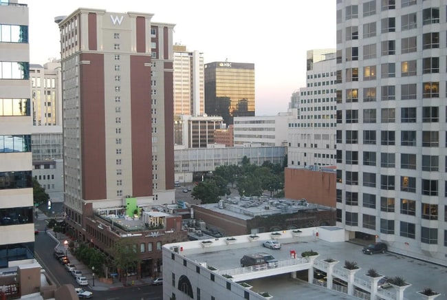 Foto del edificio - 1240 India St