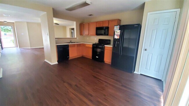 Building Photo - 7902 Crestbrook Manor Ln