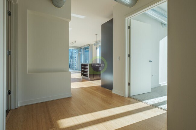 Foto del edificio - 119 W Kinzie St