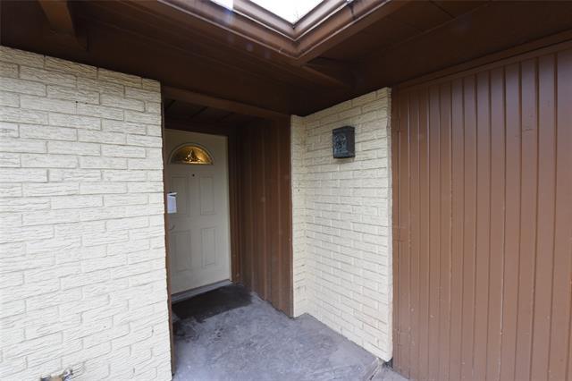 Building Photo - 730 Greenhaven Dr