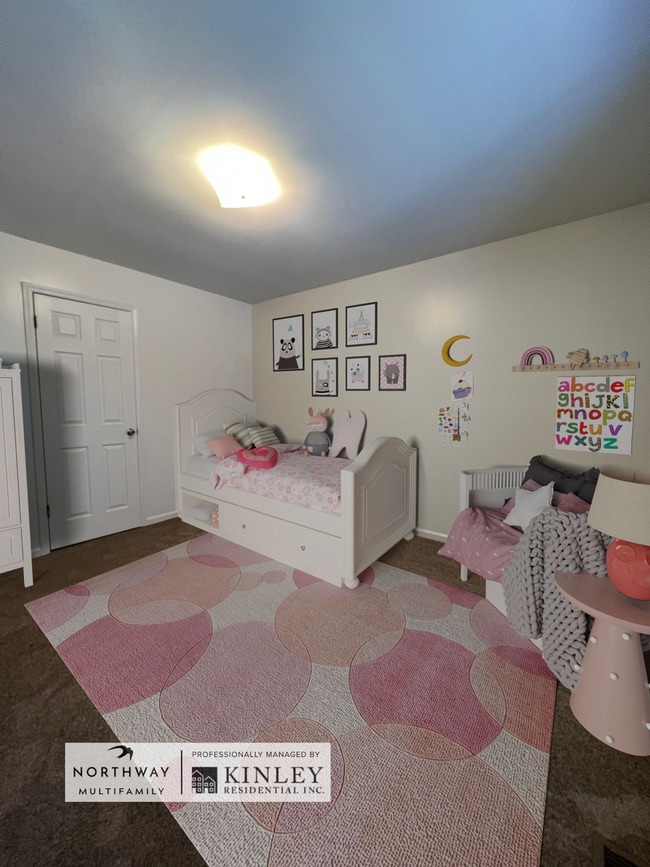 Interior Photo - Country Club Apartments