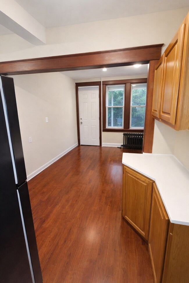 Foto del edificio - 270 Livingston Ave