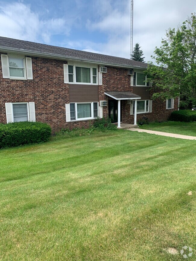 Apartments for Rent in Mayville WI 1 Rentals