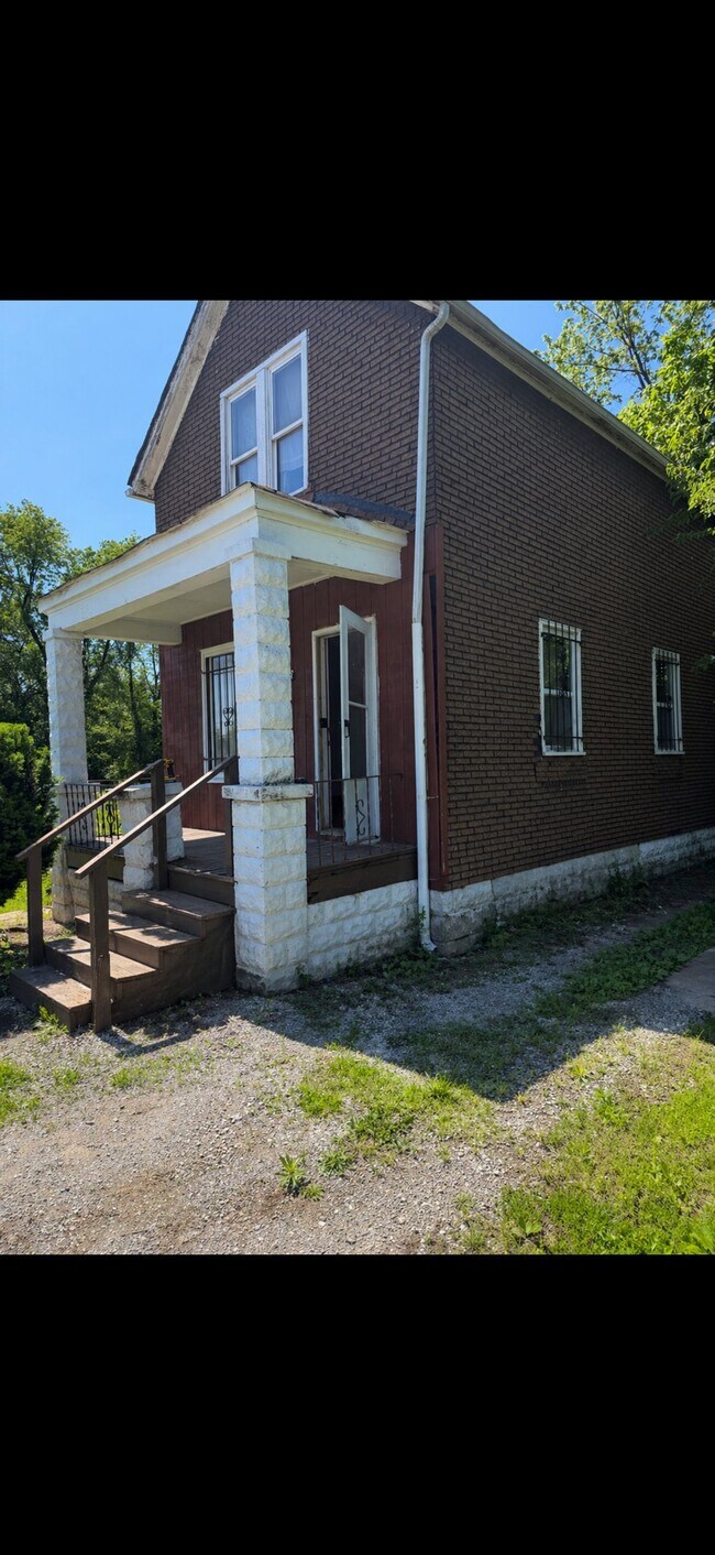 Foto del edificio - 2120 St Louis Ave