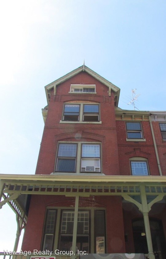 Primary Photo - 3306 Arch St