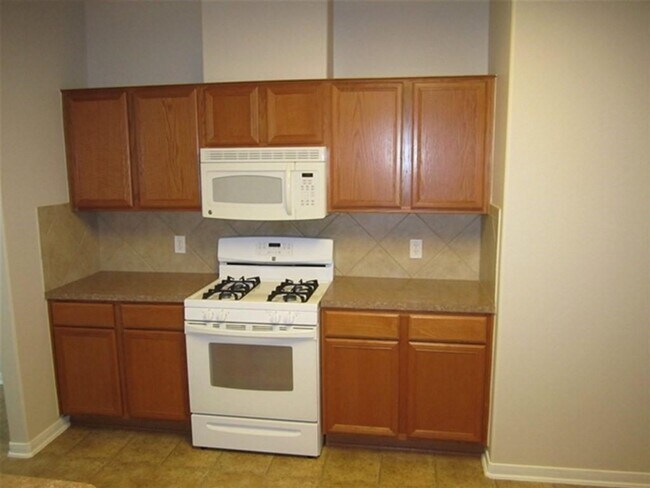 Foto del edificio - 4723 Blue Spruce Hill St