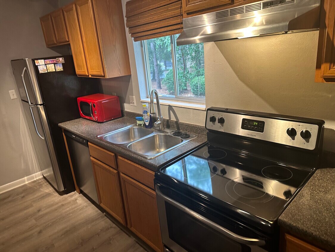 Foto principal - 507 NW 39th Rd