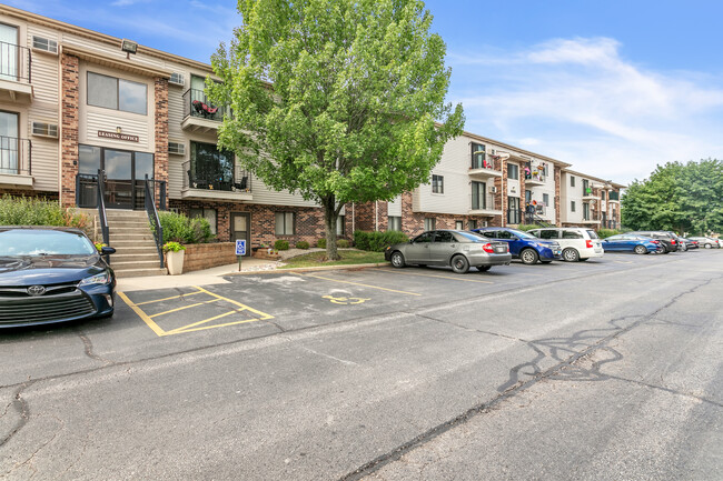 Building Photo - Prairie Apartments