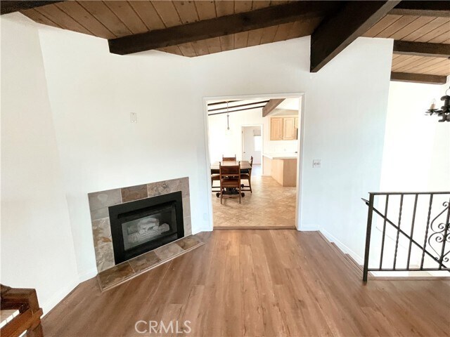 Foto del edificio - 1542 Steinhart Ave