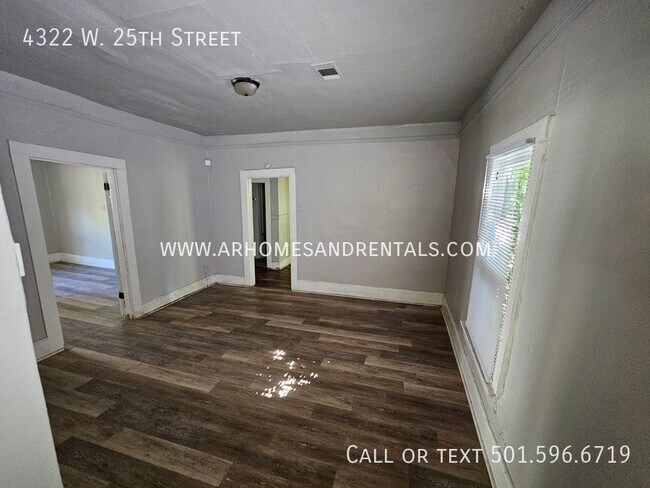 Building Photo - 4322 W 25th St