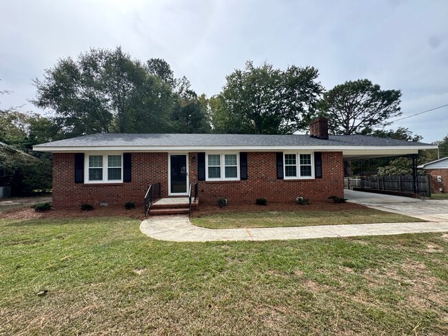 Building Photo - 821 Buck Swamp Rd