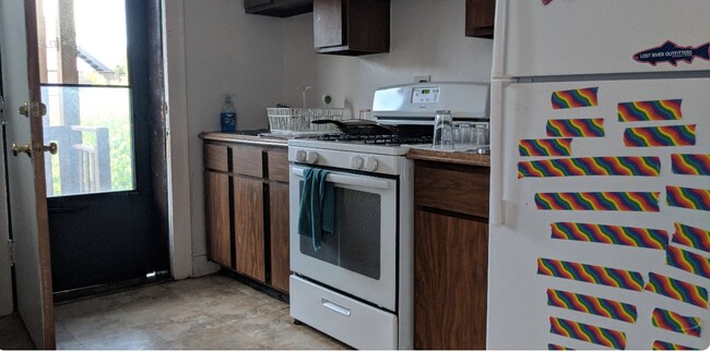 Foto del edificio - 2323 W Haddon Ave