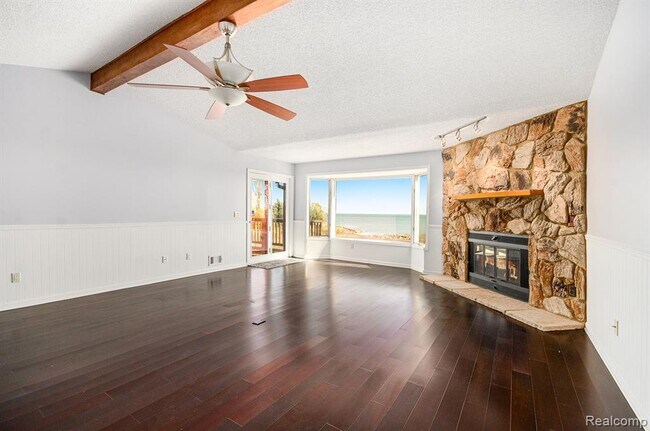 Foto del edificio - 35020 Hidden Cove Ct