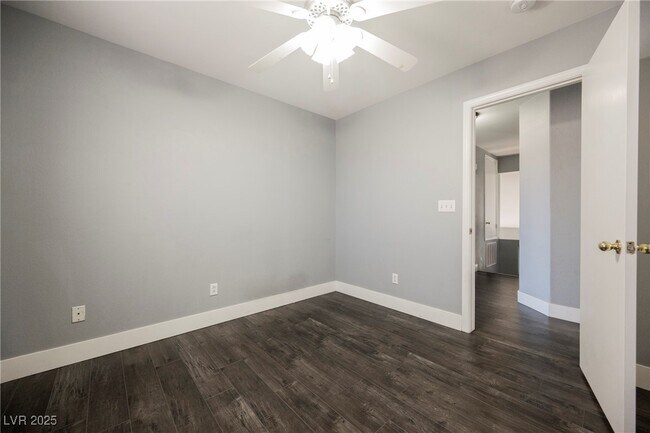 Foto del edificio - 138 Cam Capri