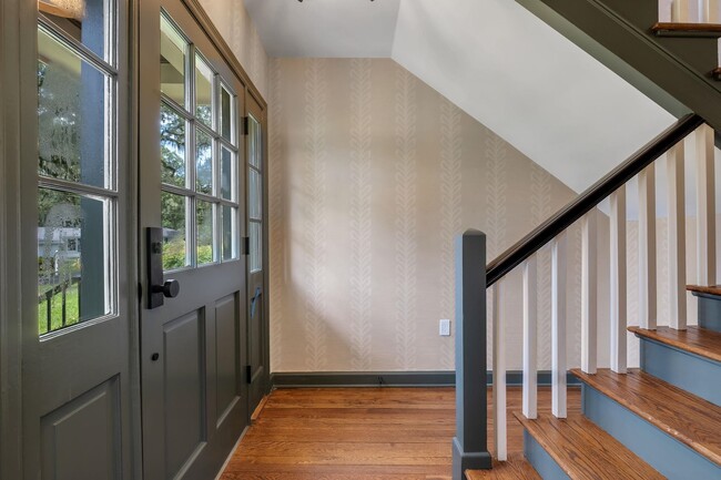 Building Photo - 1504 Isabel Ct