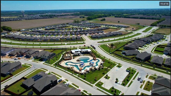 Piscina - 7112 Crepe Myrtle Ave