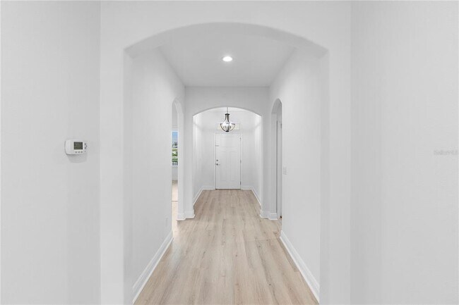Foto del edificio - 4460 Linwood Trace Ln