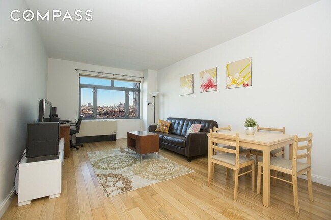 Foto del edificio - 11-02 49th Ave