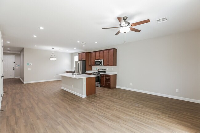Building Photo - 4813 W Leodra Ln