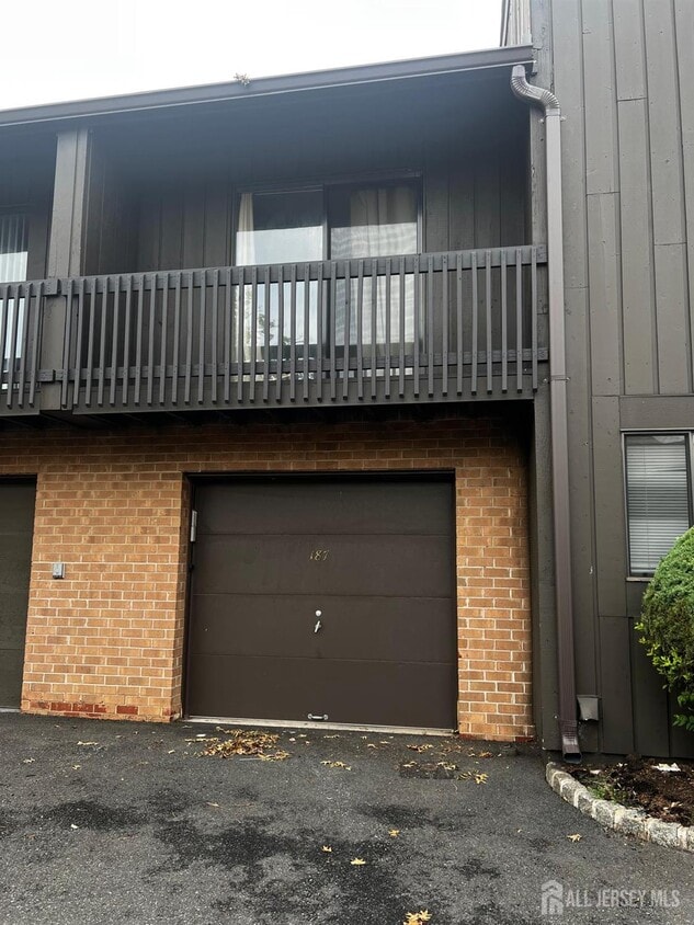 Building Photo - 187 Westgate Dr
