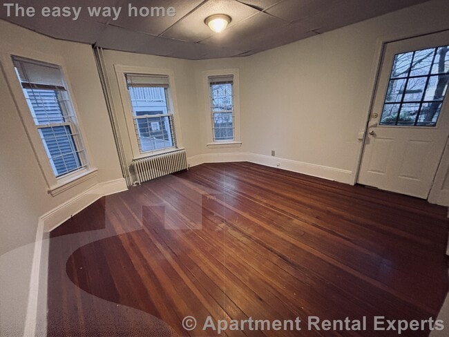 Photo - 185 Lowell St Apartment