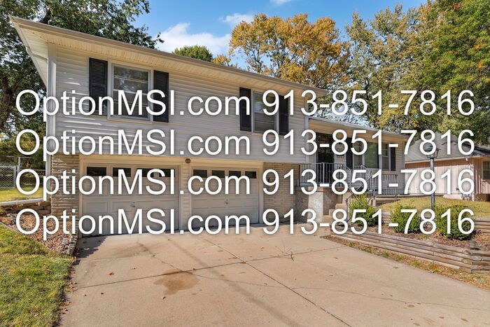Primary Photo - Remodeled home in Raytown!