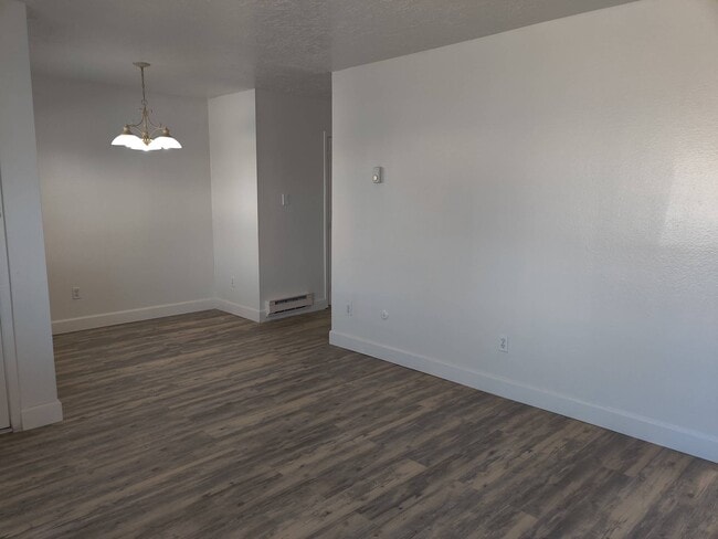 Building Photo - 3428 Corona Dr NW