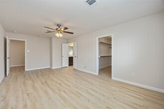 Building Photo - 13511 Villa Arbor Dr