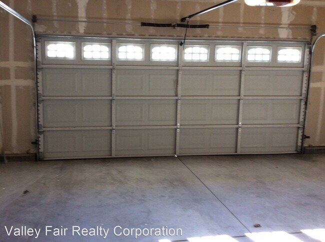 3 br, 2 bath House - 1147 SAM RIDER WAY SU... photo'