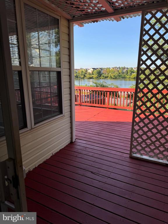 Foto del edificio - 21105 Mossy Glen Terrace