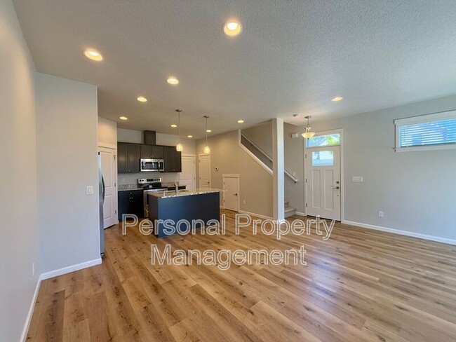 Foto del edificio - 5839 NE 56th Pl