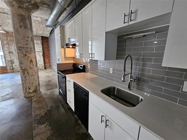 Building Photo - 1122 Jackson St