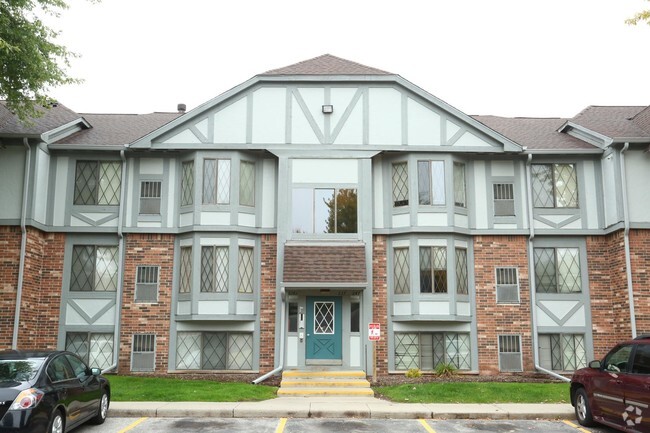 Building Photo - Fox Glen Apartments