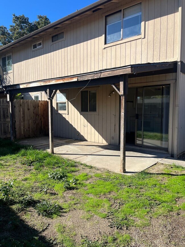 Foto del edificio - 511-513 Plum St