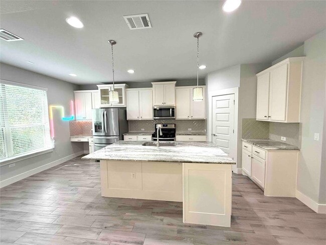 Building Photo - 9709 McKnight Lp