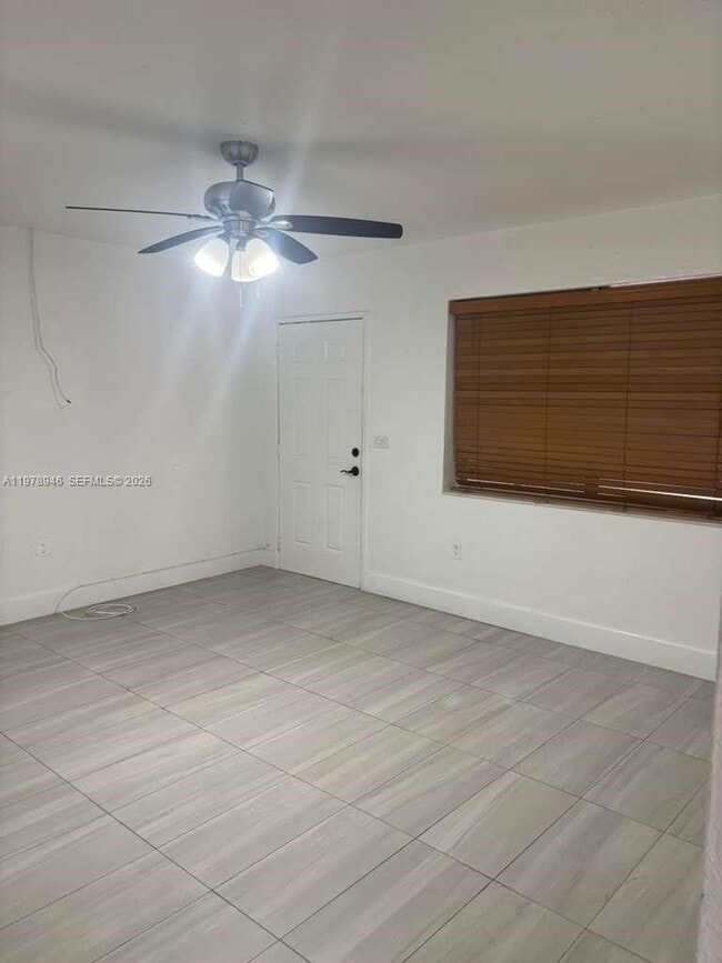 Foto del edificio - 1170 NW 90th St