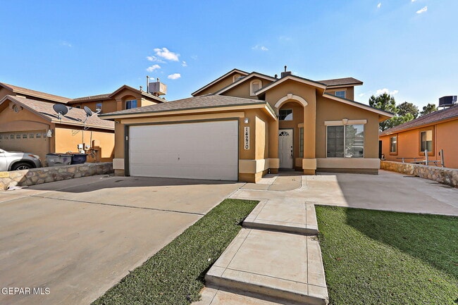 Building Photo - 14270 Gil Reyes Dr