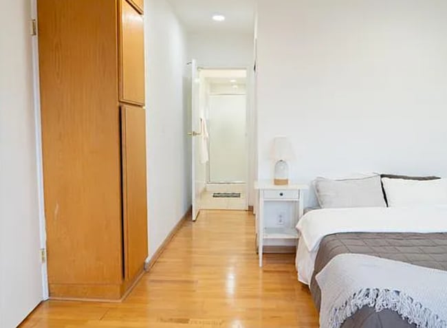 Building Photo - North Hollywood, 2br -2ba HOME