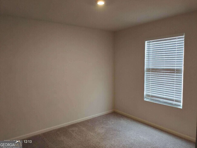 Building Photo - 522 Pemberton St