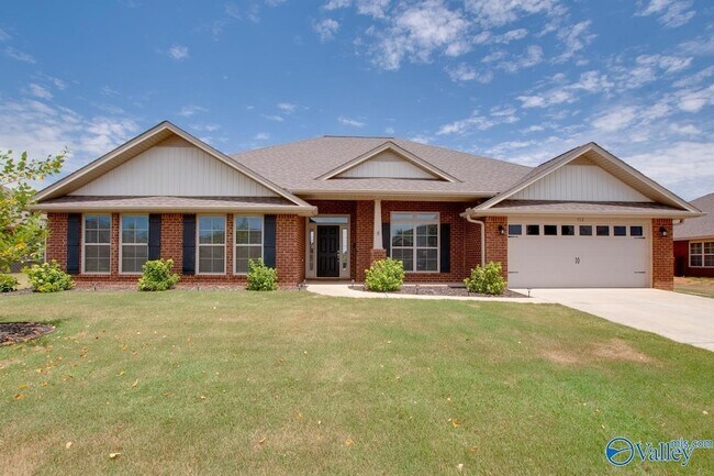 Foto del edificio - 512 Summer Cove Cir NW