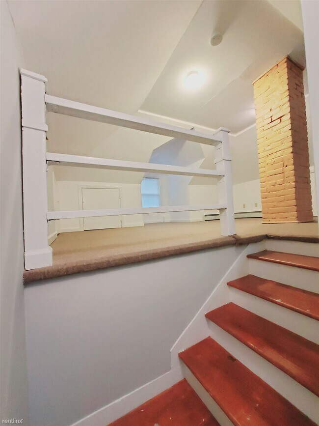 Foto del edificio - 1 br, 1 bath Condo - 23 Gerry St # 2NDFL