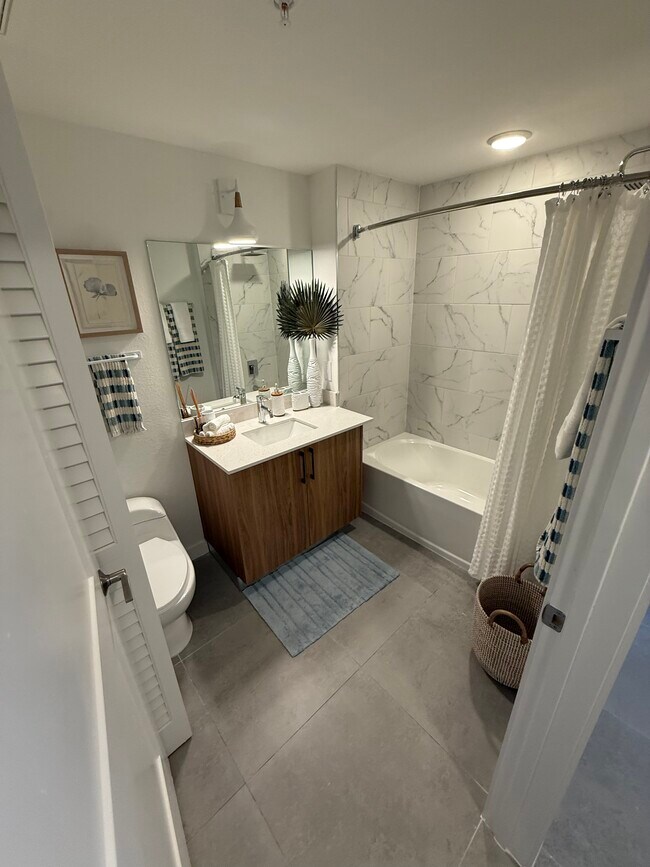 Foto del edificio - 830 SW 9th Ct