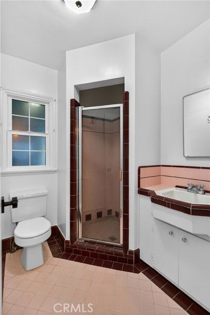 Building Photo - 5007 Canoga Ave