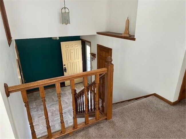 Foto del edificio - 698 Hanover Ct