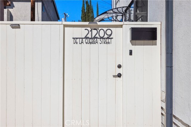 Foto del edificio - 21209 De La Guerra St