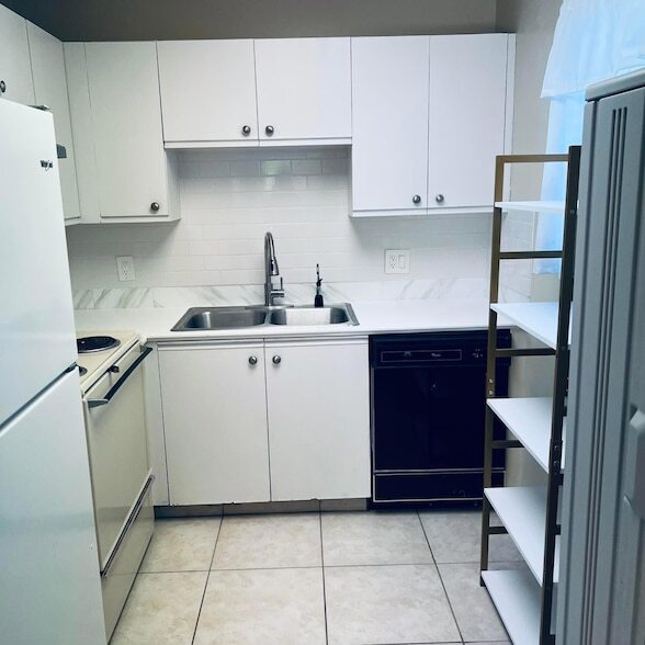 Foto del edificio - 13 Lake Vista Trail